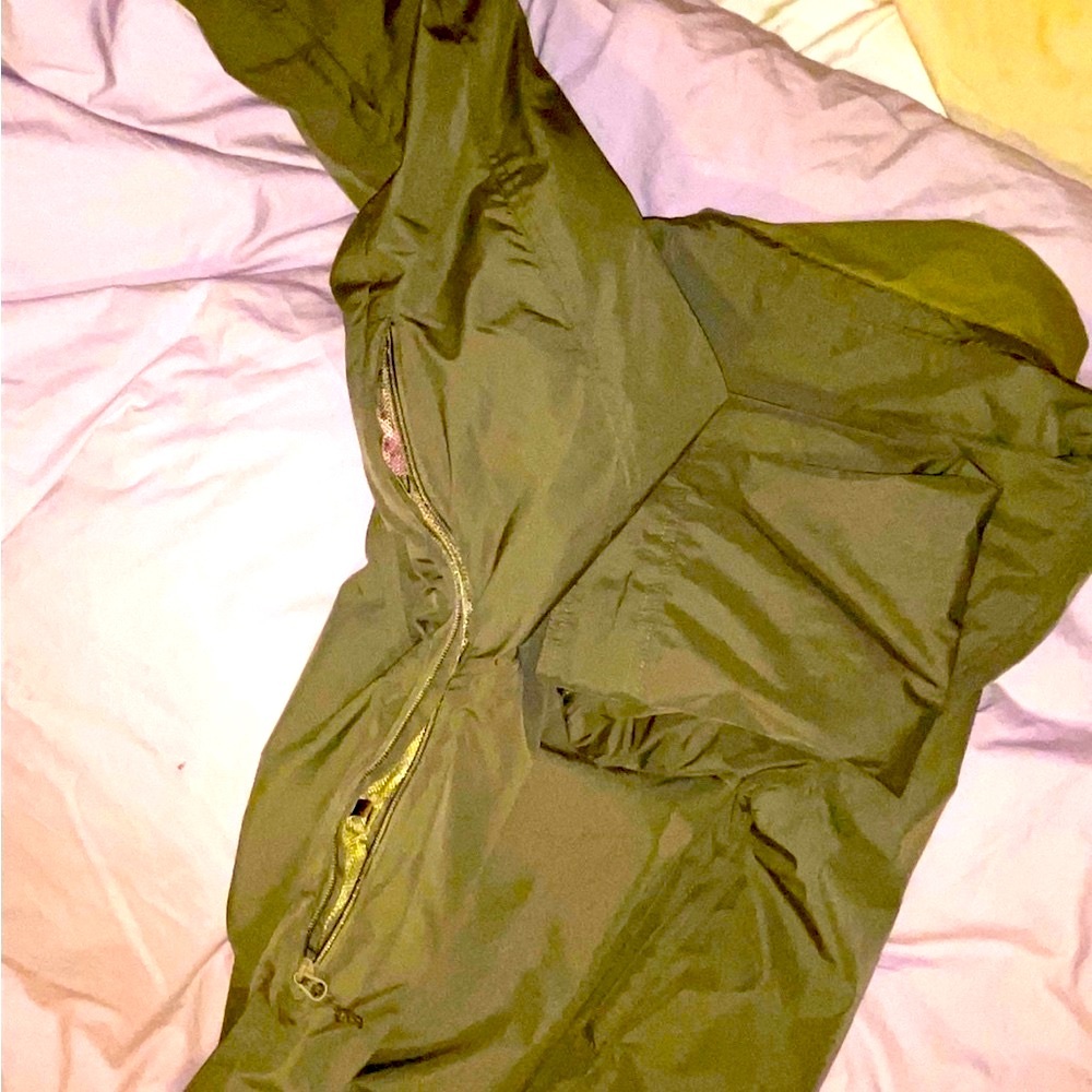 Burton Green Ski & Snowboard Jacket with High Collar - Picture 5 of 12
